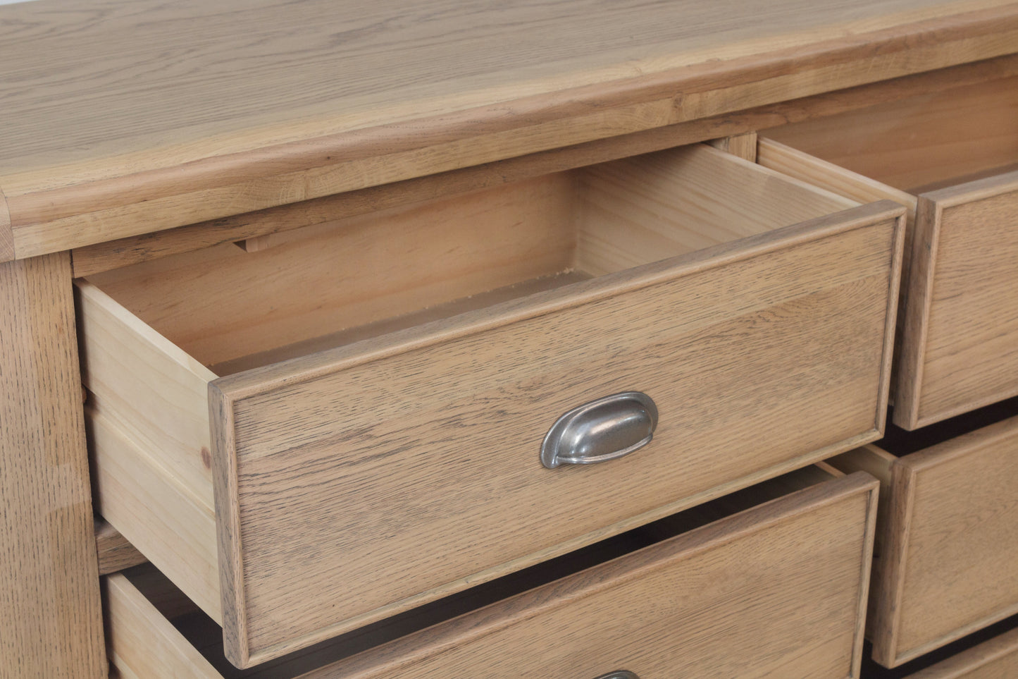 Horner 6 Drawer Chest