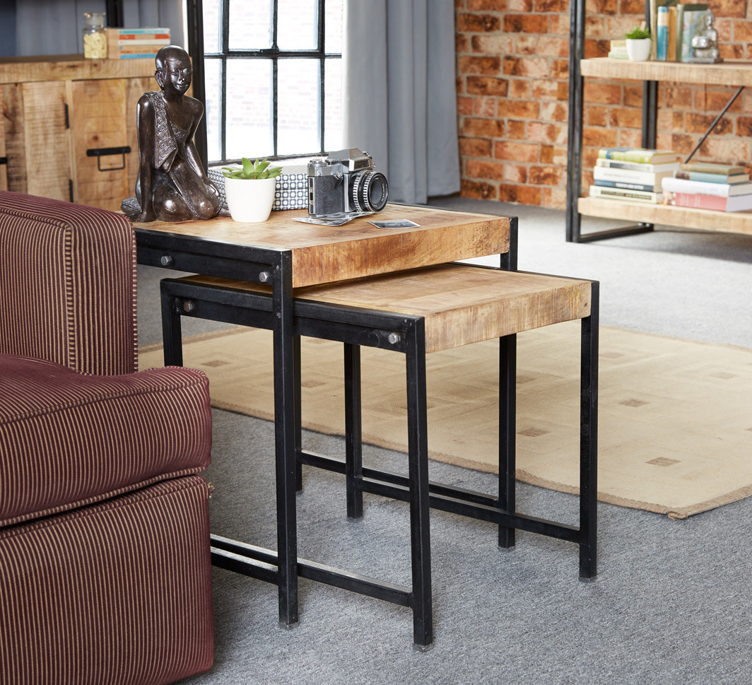 Collington Nest of 2 Tables