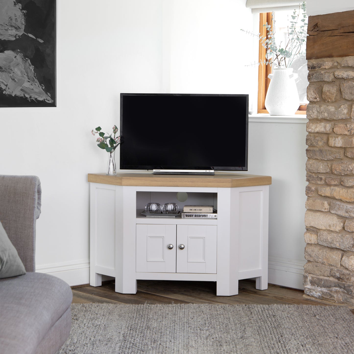 Clara Corner TV Unit