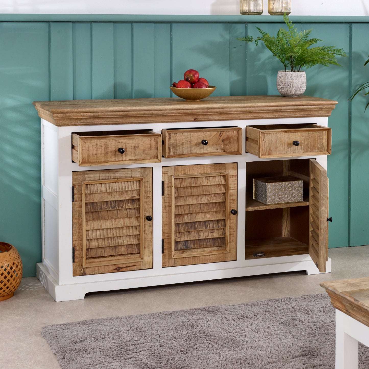 Arnewood Large Sideboard