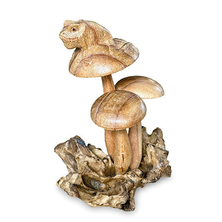 FROG ON MUSHROOM 17 CM